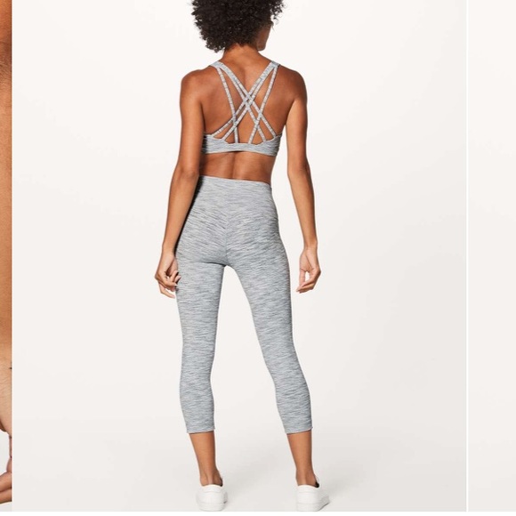 lululemon athletica Pants - Lululemon Wunder Under Crop (Hi-Rise) (Luxtreme)